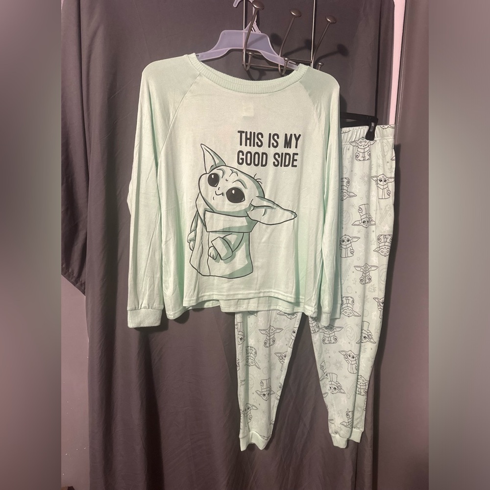 NWT Star Wars Long Sleeve Top and jogger Pants pajama set size L (12-14)
